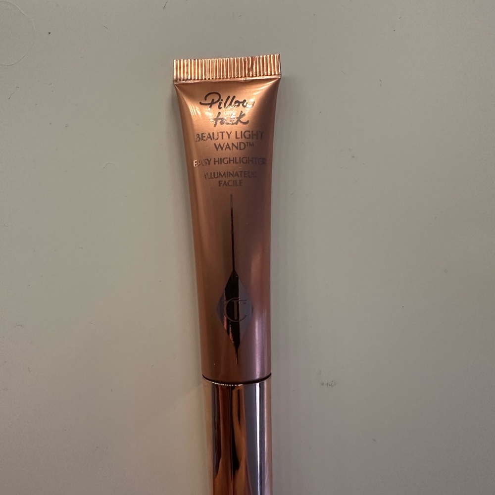 Charlotte Tilbury Beauty Light Wand - no box but NWT